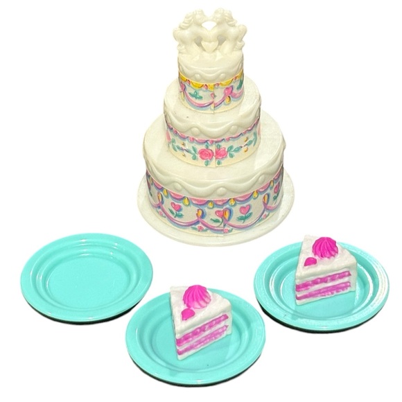 Fisher Price Loving Family Dollhouse Wedding Cake & Plates - Picture 3 of 3
